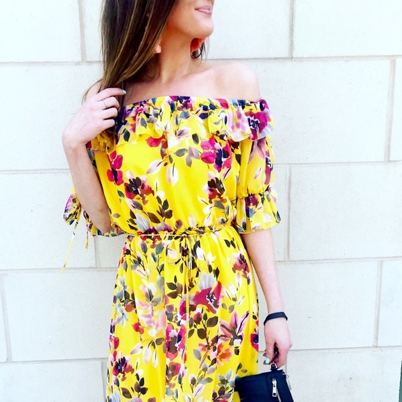 Friends call me TrendyJen🌈🦄| the endless dresser - Picture 2 of 16